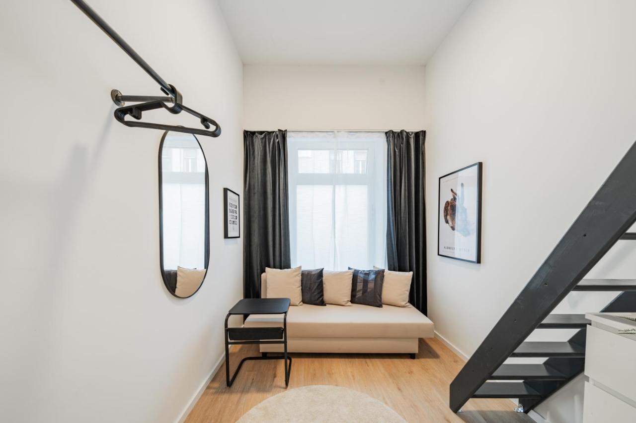 Chic Central City Rooms By Home2 Vienne Extérieur photo