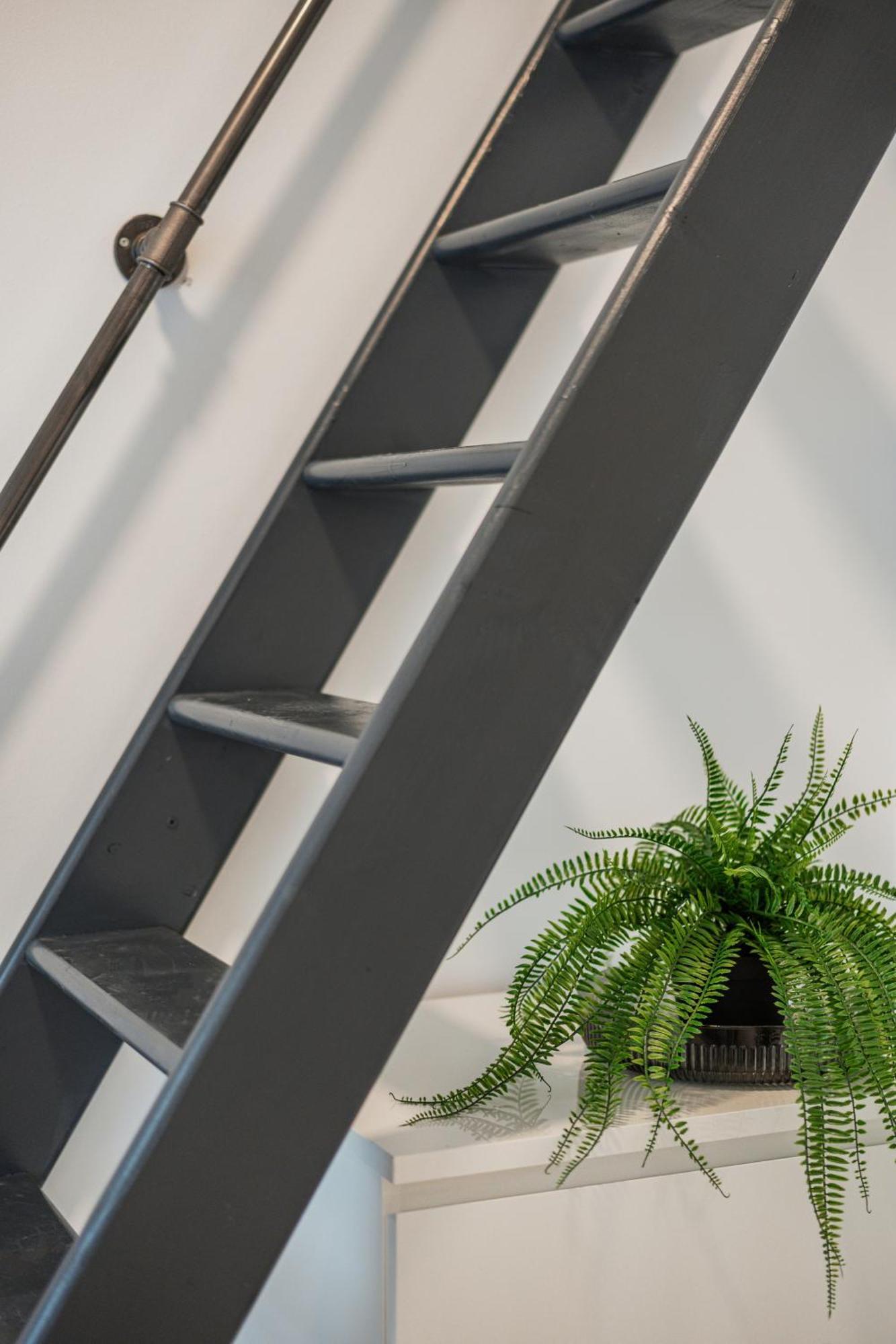 Chic Central City Rooms By Home2 Vienne Extérieur photo